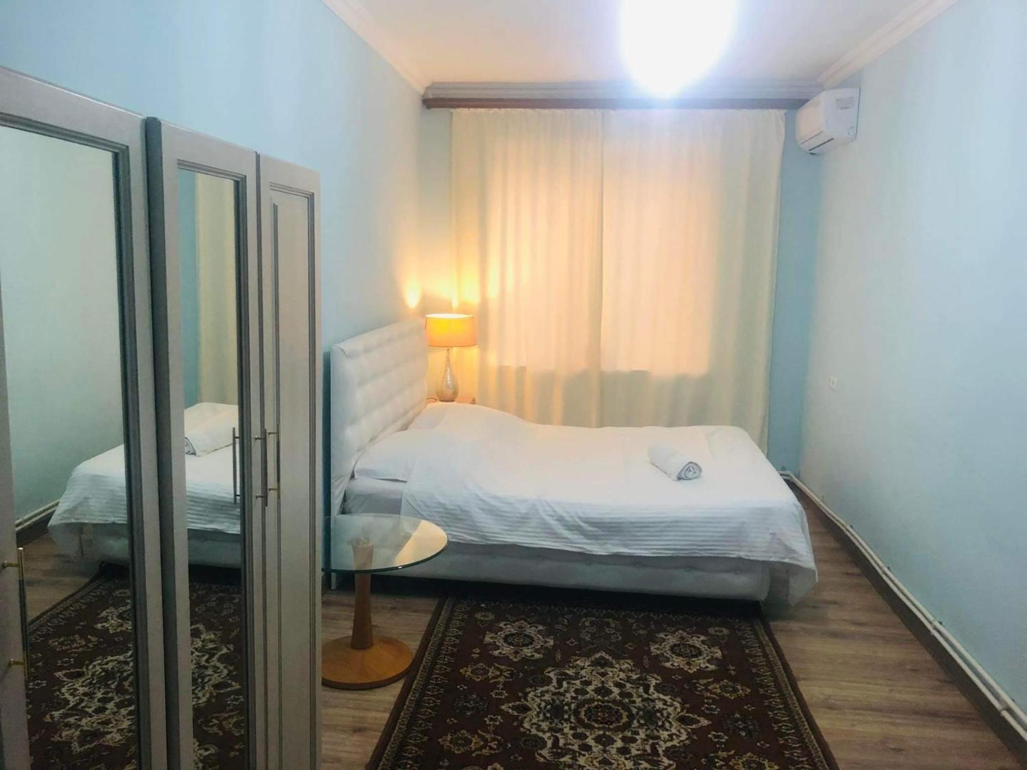 Center Hostel&Tours Jerevan Buitenkant foto