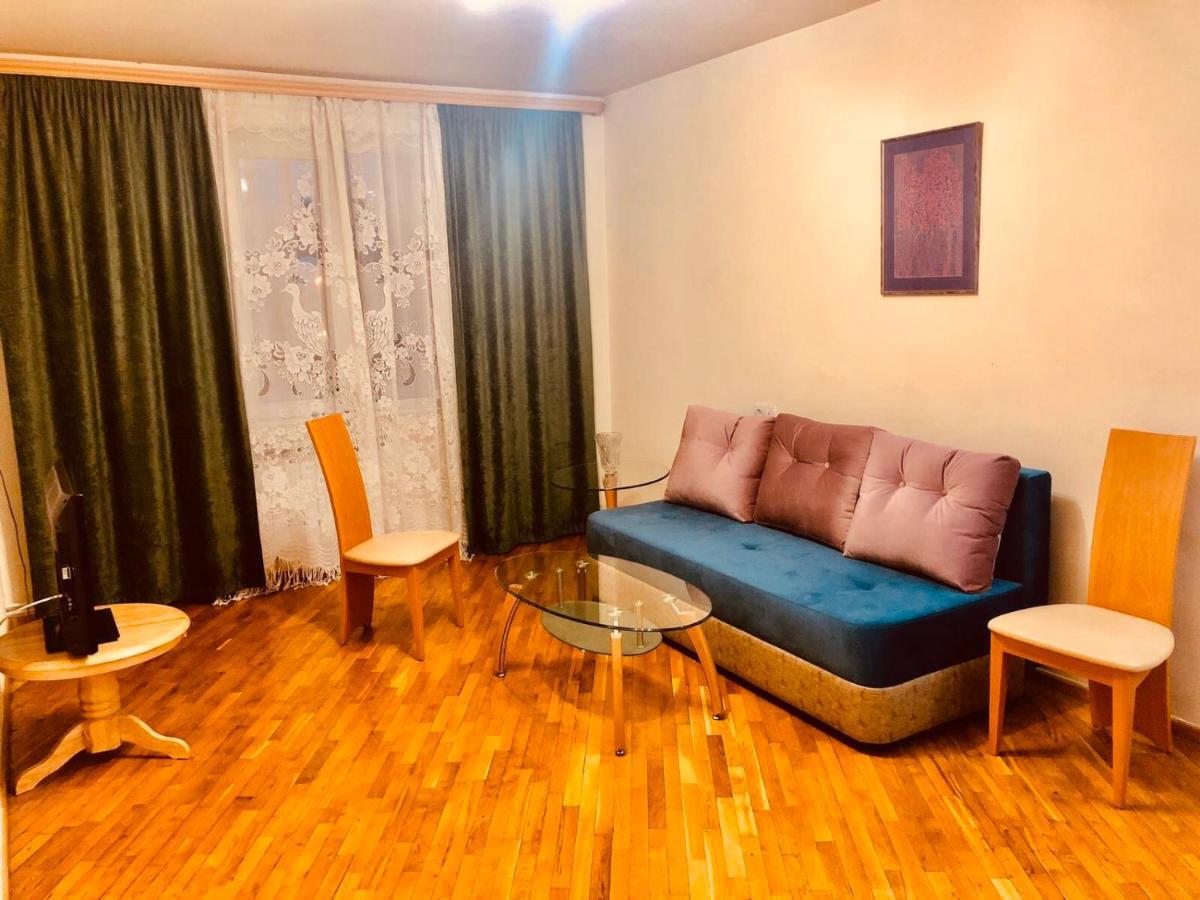 Center Hostel&Tours Jerevan Buitenkant foto