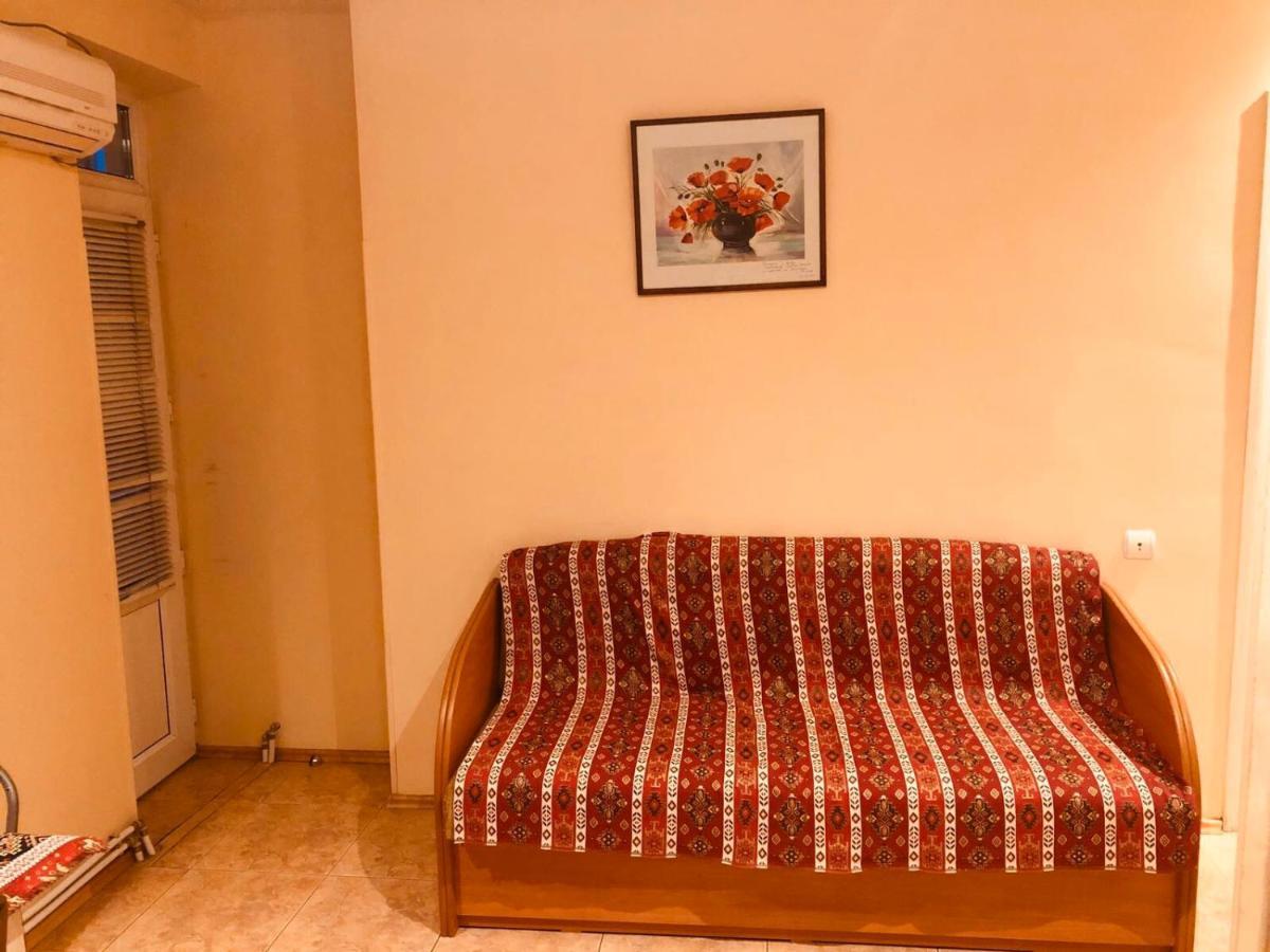 Center Hostel&Tours Jerevan Buitenkant foto