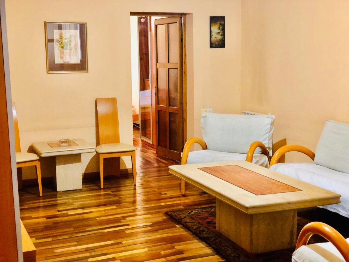 Center Hostel&Tours Jerevan Buitenkant foto